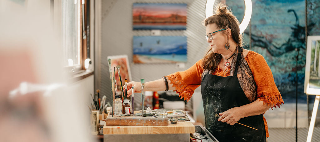 Suzy French Art Studio.jpg__PID:ac3d2a20-6123-41ce-be40-dfe8c9360494